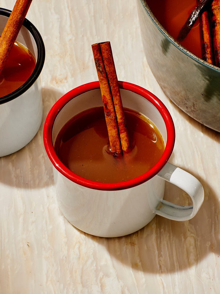 Hot Spiced Apple Cider